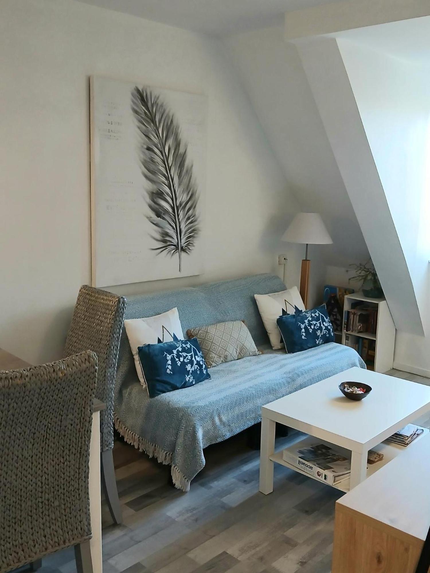 Cosy Appartement Dans Une Villa Avec Piscine, Proche Du Centre Et De La Mer Кабур Екстер'єр фото